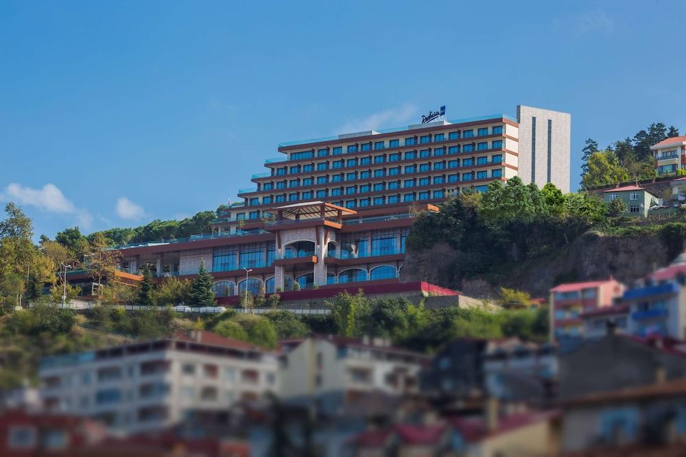 Radisson Blu Отель 5*
